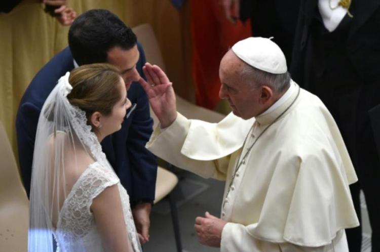 Vaticano: Un "nuevo catecumenado" para el sacramento del matrimonio Vaticano: Un "nuevo catecumenado" para el sacramento del matrimonio