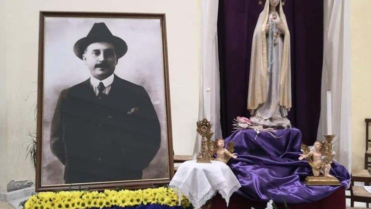 Venezolanos piden la canonización del beato médico de los pobres Venezolanos piden la canonización del beato médico de los pobres