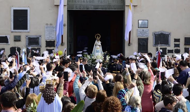Victoria agasajó a su patrona, Nuestra Señora de Aránzazu Victoria agasajó a su patrona, Nuestra Señora de Aránzazu