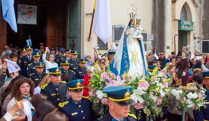 Victoria celebró la fiesta patronal en honor de Nuestra Señora de Aránzazu